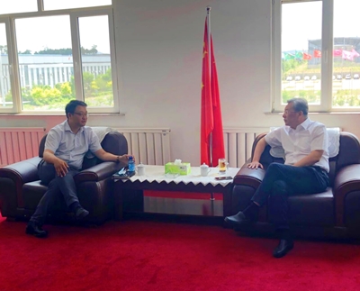 集團(tuán)領(lǐng)導(dǎo)赴法庫(kù)通用航空產(chǎn)業(yè)園參觀調(diào)研