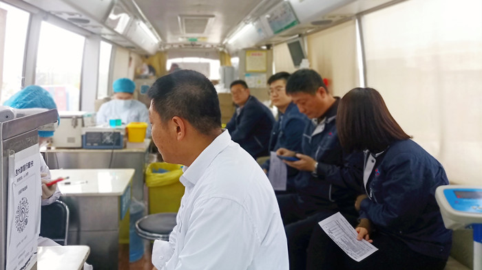 沈陽航空產業(yè)集團組織員工開展“獻熱血、踐初心”無償獻血活動